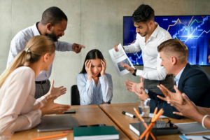 immagine di mobbing sul lavoro